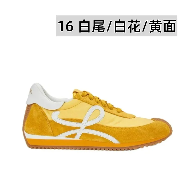 👟👟Ex-factory price 520👟👟 Men's size +10 Super 🔥Hot [LOEWE·Loewe] Forrest Gump shoes, invincible foot feel! The most popular model of the year, shoes with high moral training inside! 2025 new product series 💯Spliced ​​upper. The hidden inner height is soft and comfortable, and the minimalist style is very eye-catching. It is very advanced no matter how you match it. The heel design is novel. Soft and comfortable, and the splicing is light and comfortable: the foot feels invincible. It is rated as the most comfortable running style. It feels like walking on flat ground❤️Original details! The low-cut shoes have the initials of the brand logo on the side, making them a must-have for your shoe cabinet! Upper: imported suede + cowhide + original cloth splicing, cowhide foot pads, original customized abrasive tool combination outsole! Original packaging! 🏆 ✦Upper: imported suede + cowhide + original fabric splicing ✦Insole: movable latex cowhide insole ✦Outsole: original molded TPU combination outsole ✦Female size: 35--40, ✦Male size: 39--45,